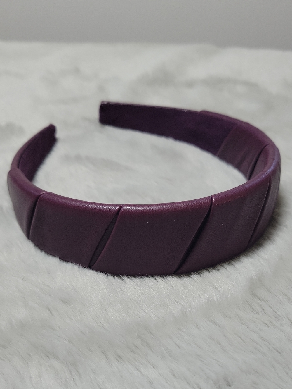 NWOT Universal Thread Pleated Faux Leather Headband Minimalist Mod❤️